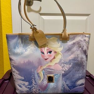 Brand new Dooney&Bourke Disney frozen Elsa and Anna tote handbag purse